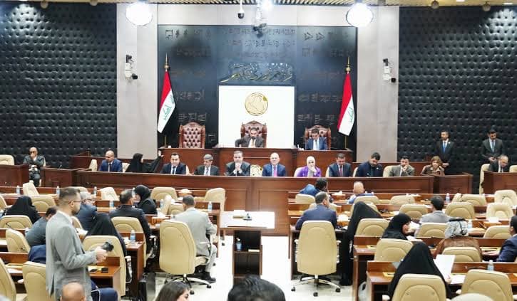 البرلمان يستدعي قيادات أمنية وعسكرية للتحقيق بقصف مقرات الحشد